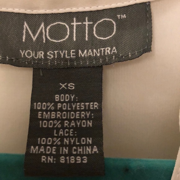 Motto Your Style Mantra long sleeve sheer blouse - Picture 2 of 6